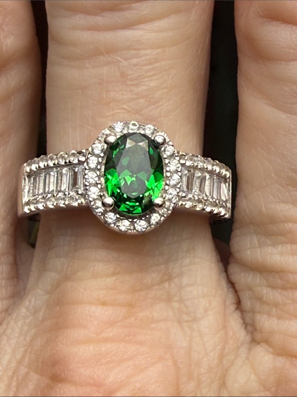 Green Emwrald Oval Halo Ring MOISSANITE DIAMOND Baguettes 925 Sterling Silver